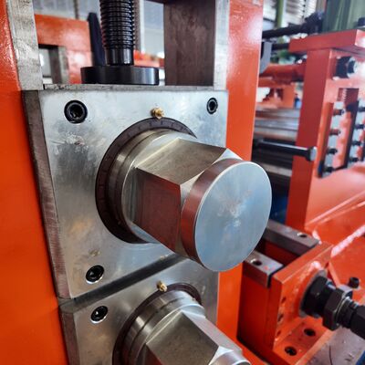 Machine de formage de support de support automatique à vendre